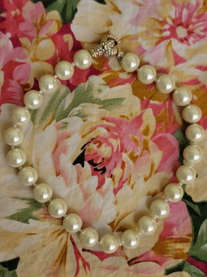 Pearl necklace