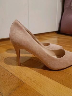 Γόβα ροζ αχρησιμοποίητη Famous Shoes μέγεθος 38