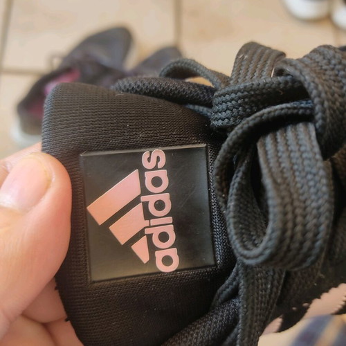 Adidas athletic shoes used, black with pink, size 39