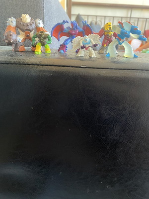 Gormiti figures pack of 6, like new