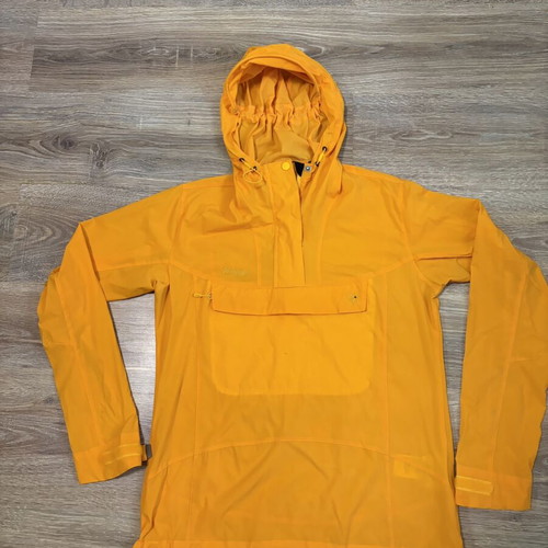Bergans of Norway Cecilie Microlight Anorak 2025 jacket, like new, size M, yellow