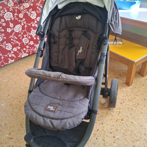 Joie Signature Baby Stroller used, good condition