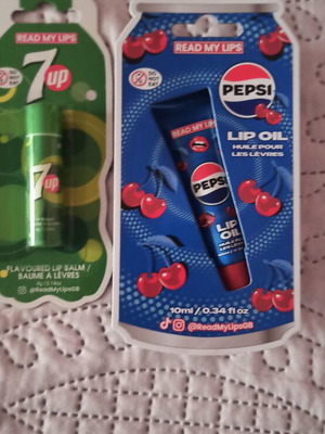 Lip balm new, pack of 2