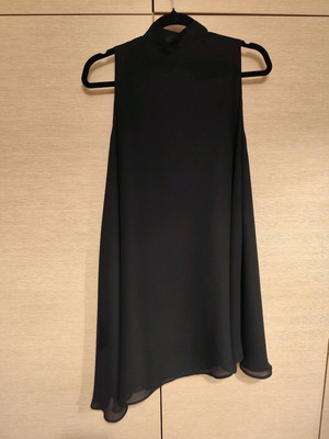 Little black dress като нова, черна мини рокля без ръкави
