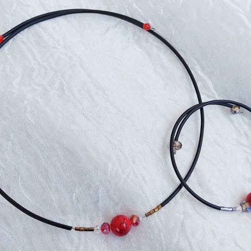 Necklace and bracelet set with red jasper, like new