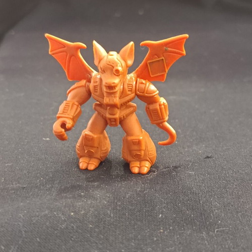 Teratomachos Battle Beast orange bat figure used with hand issue