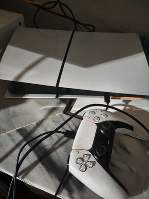 Sony PlayStation 5 Slim Digital 1TB σαν καινούργιο με πακέτο παιχνιδιών