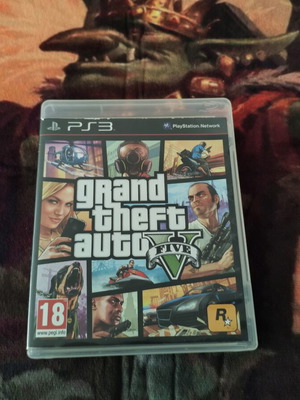 GTA 5 PS3 game like new, complete