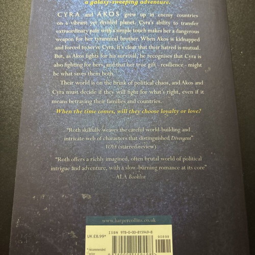 Carve the Mark Veronica Roth like new