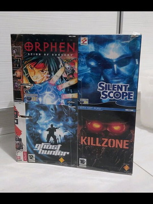 Playstation 2 folder with printed covers like new