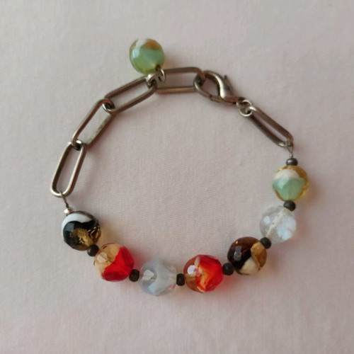 Boho necklace and bracelet set like new with glass beads