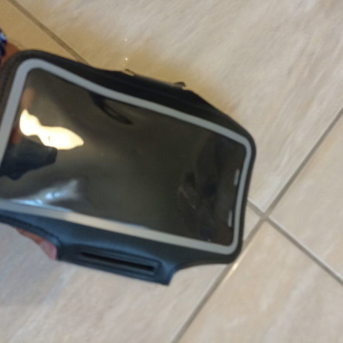Mobile phone armband case for jogging
