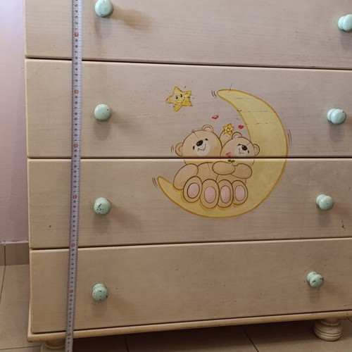 Crib set with mattress and dresser like new