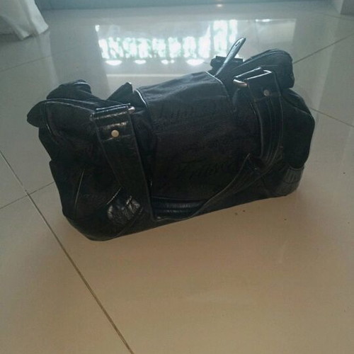 Friss Company leather bag used, black with marks