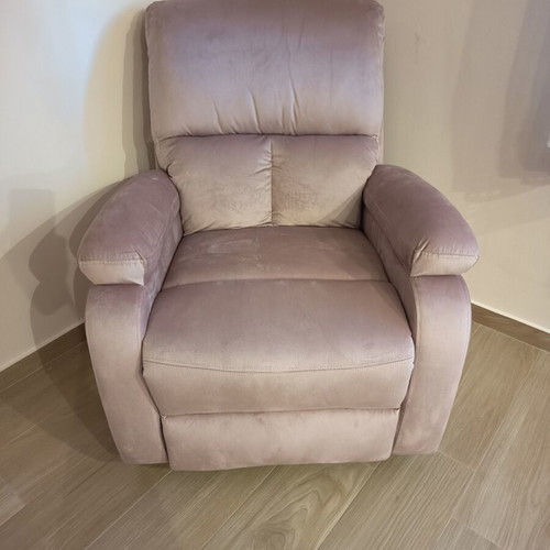 Relax armchair almost like new, comfortable