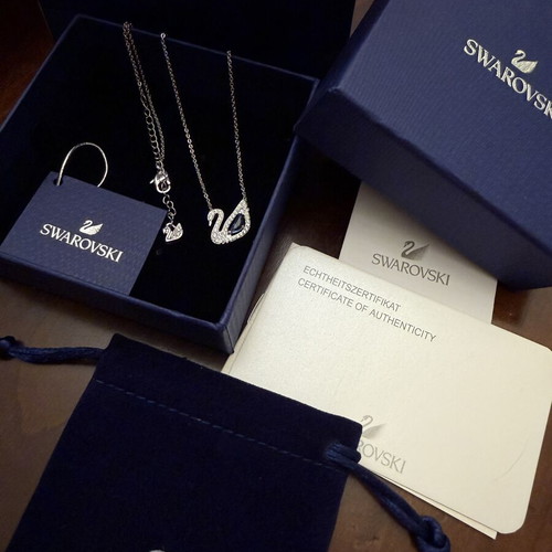 Swarovski Swan Necklace new, blue and silver