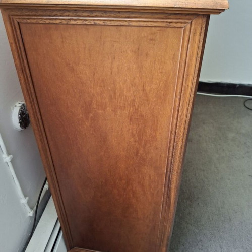 Wooden drawer cabinet with 3 drawers and shelf like new