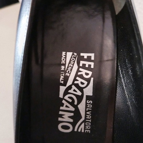 Salvatore Ferragamo pumps used, black, size 39.5