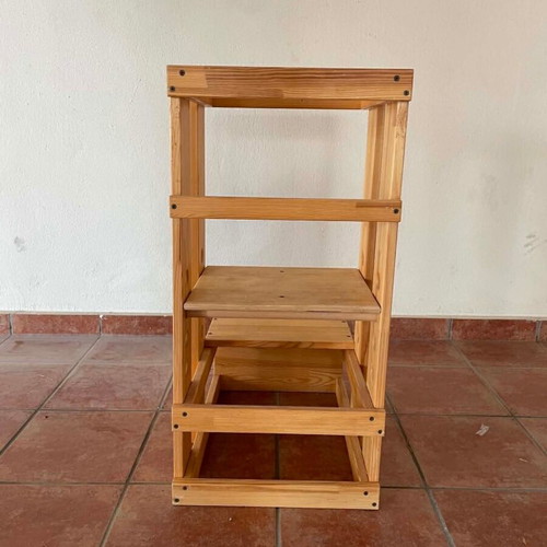 Learning tower Montessori made of solid wood like new