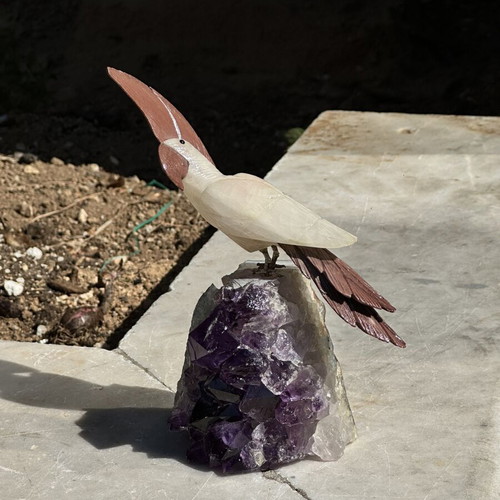 Handmade parrot from quartz on raw amethyst used, 20x15 cm