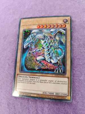 Yu-Gi-Oh Blue Eyes White Dragon foil card 1st edition like new