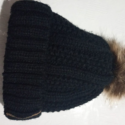 Knit hat like new, warm, black and brown, size M