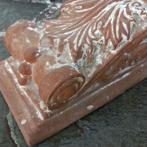 Ceramic corbel used, small size