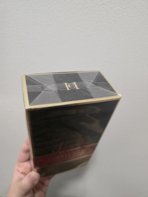 Carolina Herrera Very Good Girl Eau de Parfum 50ml καινούργιο