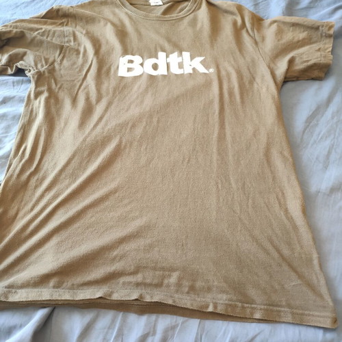 10 medium size short sleeve T-shirts