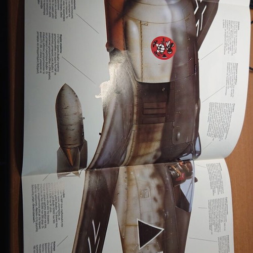 Airplane magazine issues 2 to 7 like new