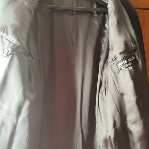 Pierre Cardin men's coat like new, size 50, gray wool with satin lining