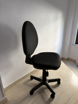 Office chair with high back, fabric, like new, adjustable height
