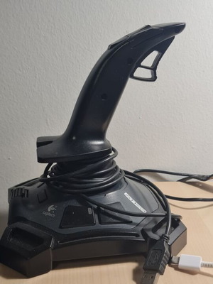 Logitech Attack 3 Joystick wired like new, compatible with PC