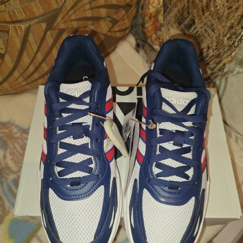 Adidas Eclyptix 2000 new athletic shoes, size 42, white multicolor