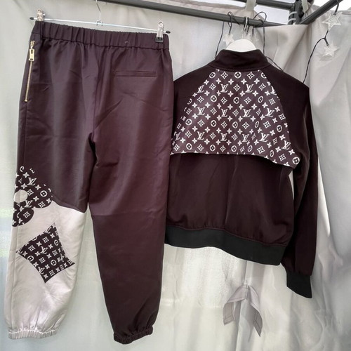 Louis Vuitton sports set used, size L, black and white