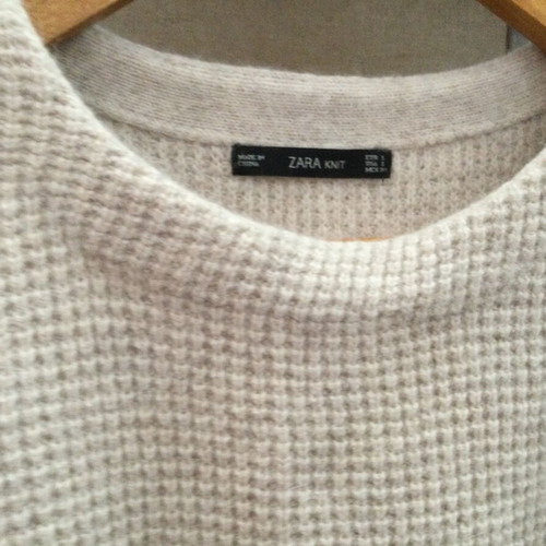 Zara knitted beige pullover like new, size M