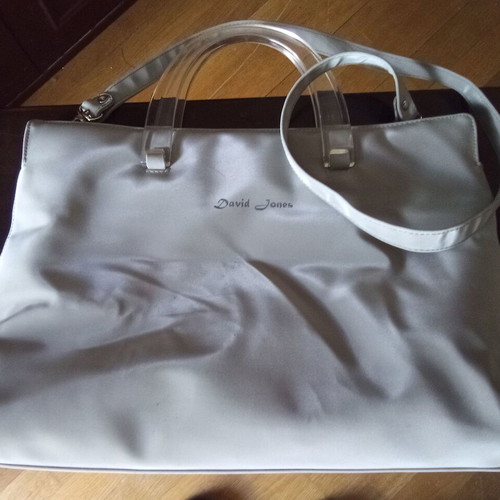 David Jones shoulder bag like new, light gray