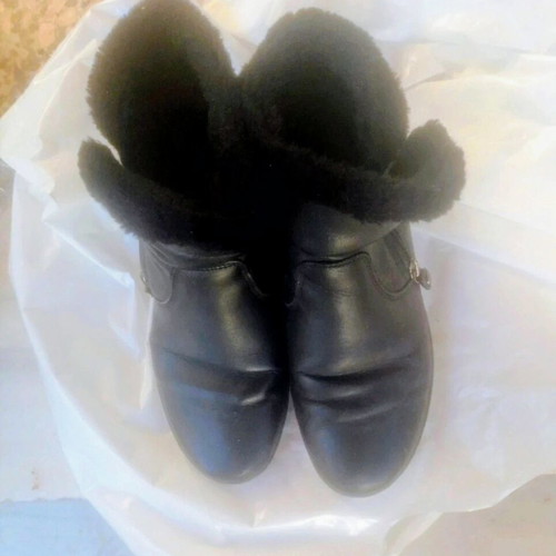 Ankle boots made in Italy like new, black, size 41