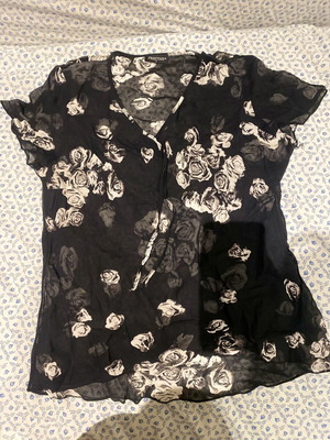 Sheer blouse one size like new, black and white
