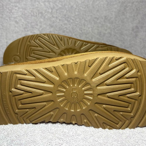 UGG Tasman Winter House Slippers New, Chestnut Suede with Tassels