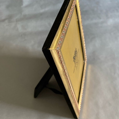 Metal photo frame with stand 13x18 like new