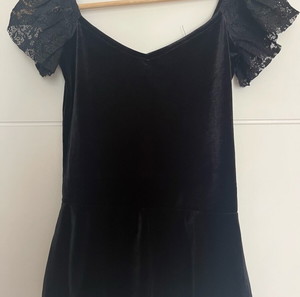 Sarah Lawrence top small