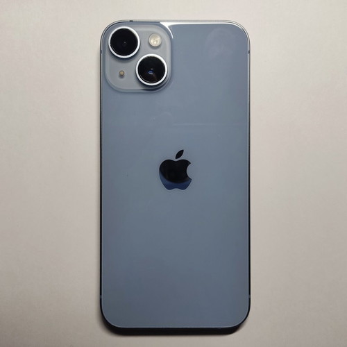 iPhone 14 128GB like new, turquoise with Magsafe case