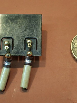 Κρεμαστά σκουλαρίκια καινούργια, πολύ διακριτικά αφόρετα