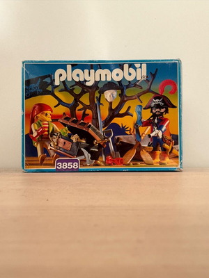 Playmobil 3858 like new, complete with box