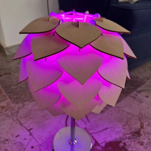 Wooden table lamp like new with color changing feature