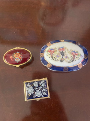 Set of 3 small painted cloisonné boxes