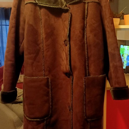 Infinity brown coat size large like new