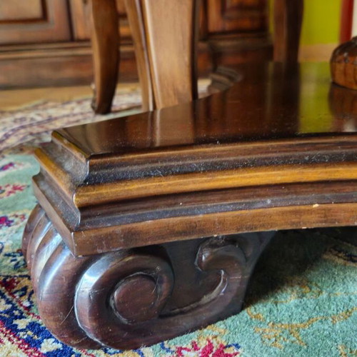 Oval carved dining table made of solid walnut wood like new