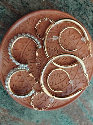 Earrings faux bijoux set of 4 new